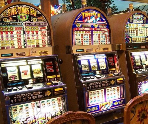115 free casino spins at Spin Palace Casino