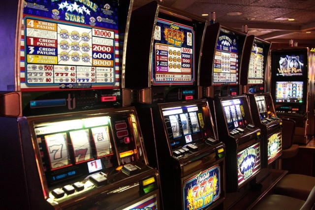 €585 No Deposit at Bet At Home Casino