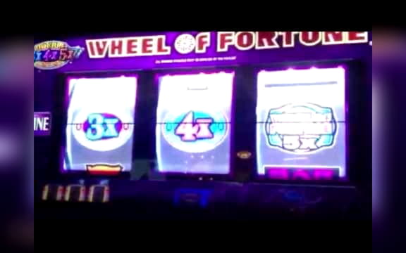 £4795 No Deposit Bonus at Casino Heroes