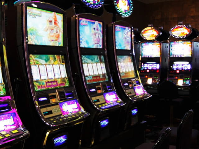 €620 Mobile freeroll slot tournament at Casino-X