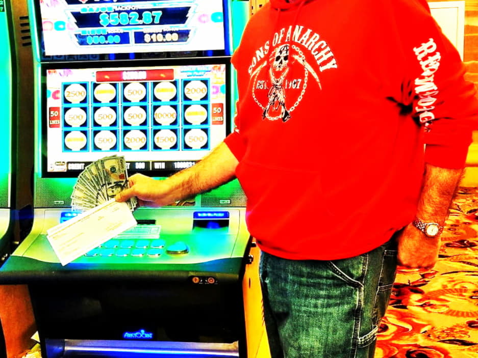 €265 Daily freeroll slot tournament at Mega Casino
