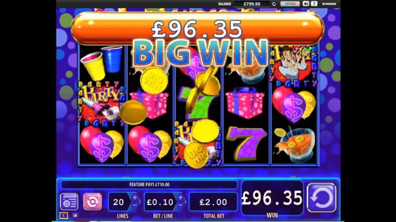 €600 Daily freeroll slot tournament at Vegas Hero Casino