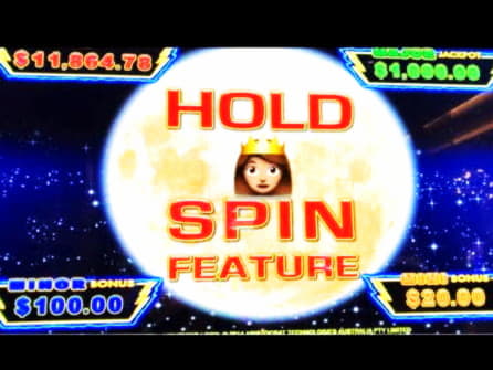 90 Free Spins no deposit at Royal Panda Casino