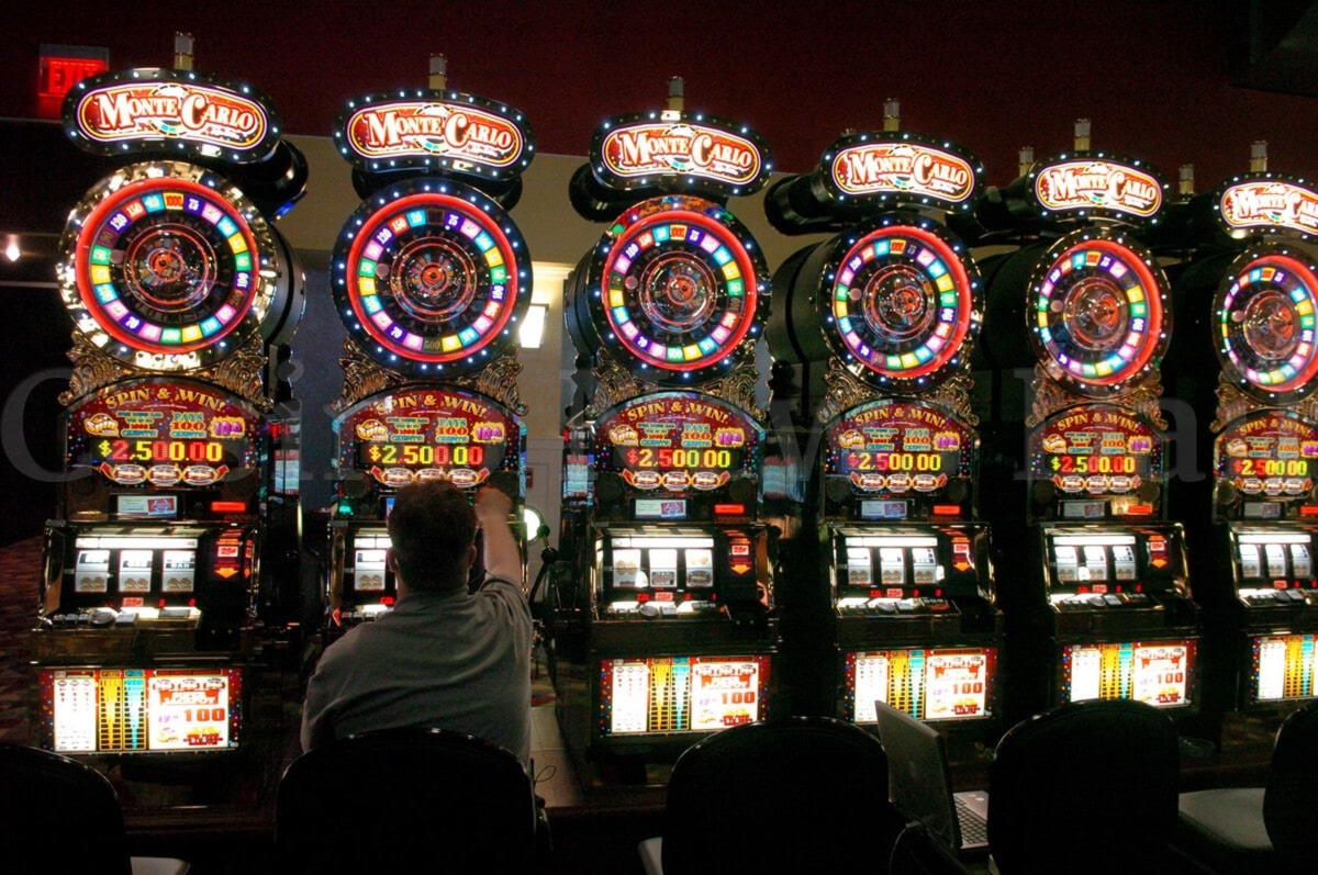 85 free spins casino at bWin Casino