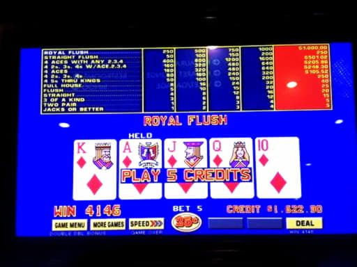 EURO 245 Daily freeroll slot tournament at Genesis Casino