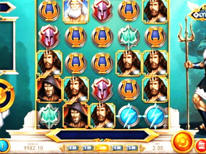 £275 Daily freeroll slot tournament at Spinland Casino