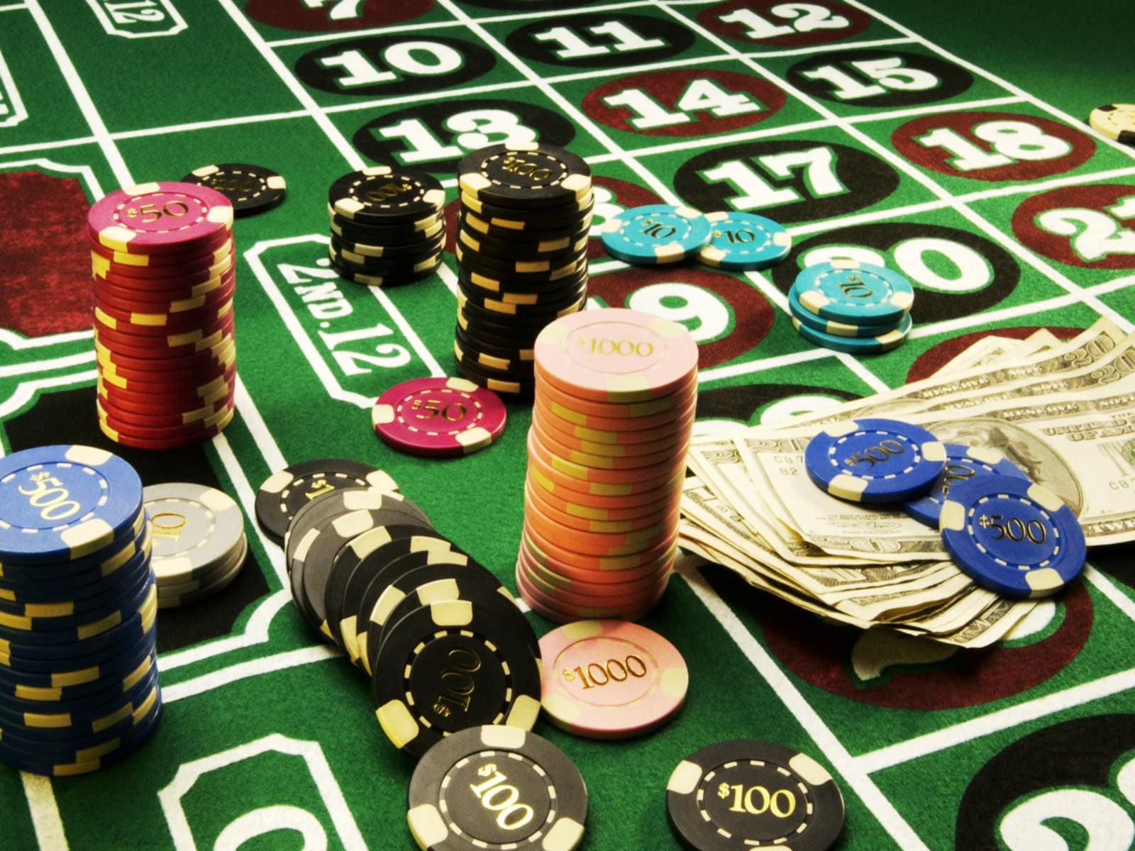 €3645 no deposit casino bonus at Bet At Home Casino