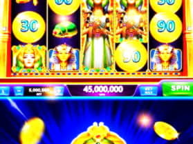 Eur 540 free casino chip at Royal Panda Casino