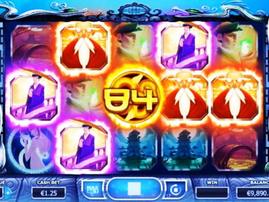 €66 Daily freeroll slot tournament at Vegas Hero Casino