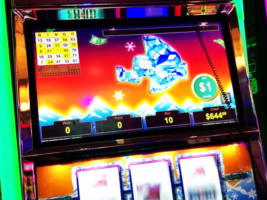 €590 Mobile freeroll slot tournament at Super Lines Casino