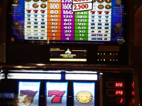 111 Loyal Free Spins! at Mr. Win Casino