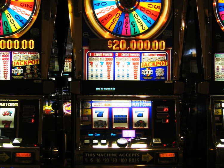 €700 FREE Chip Casino at Mansion Casino