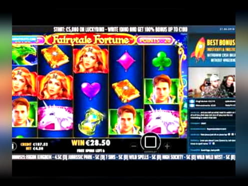 €165 Mobile freeroll slot tournament at Royal Panda Casino