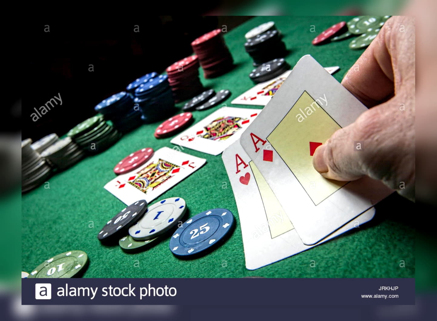 225 FREE Spins at Get Lucky Casino