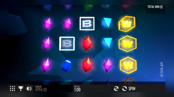 €930 Daily freeroll slot tournament at Casino Heroes