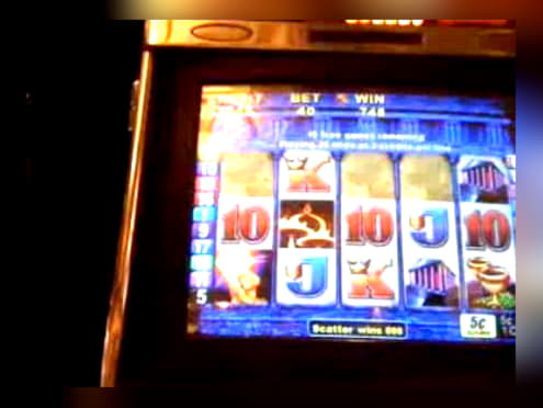 £111 Casino Chip at Vegas Hero Casino