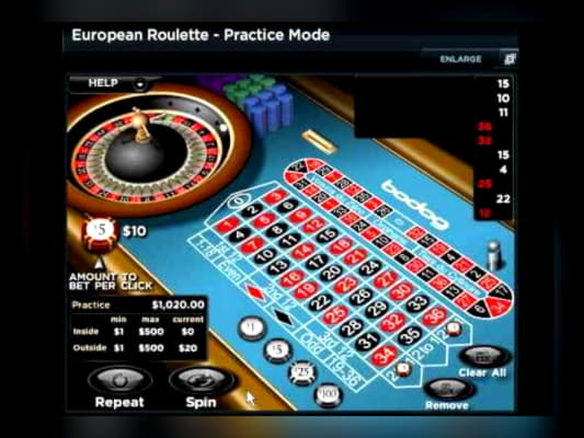 $640 Daily freeroll slot tournament at Casino Heroes