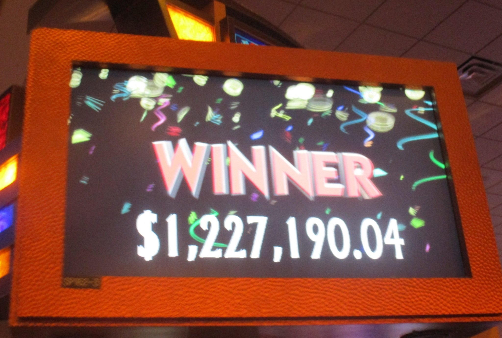 315% Deposit match bonus at Spinland Casino