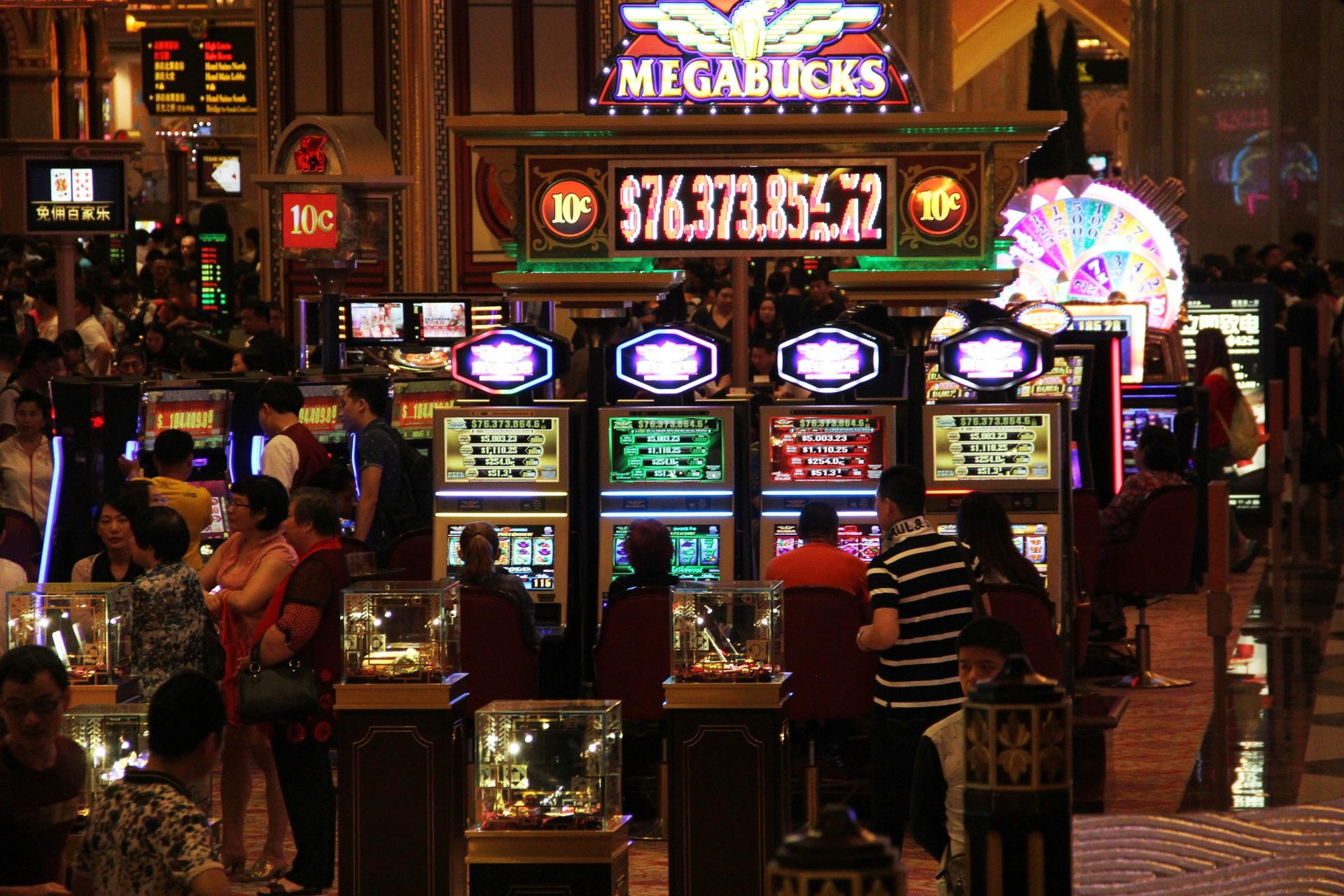 £220 No deposit casino bonus at Mr. Win Casino