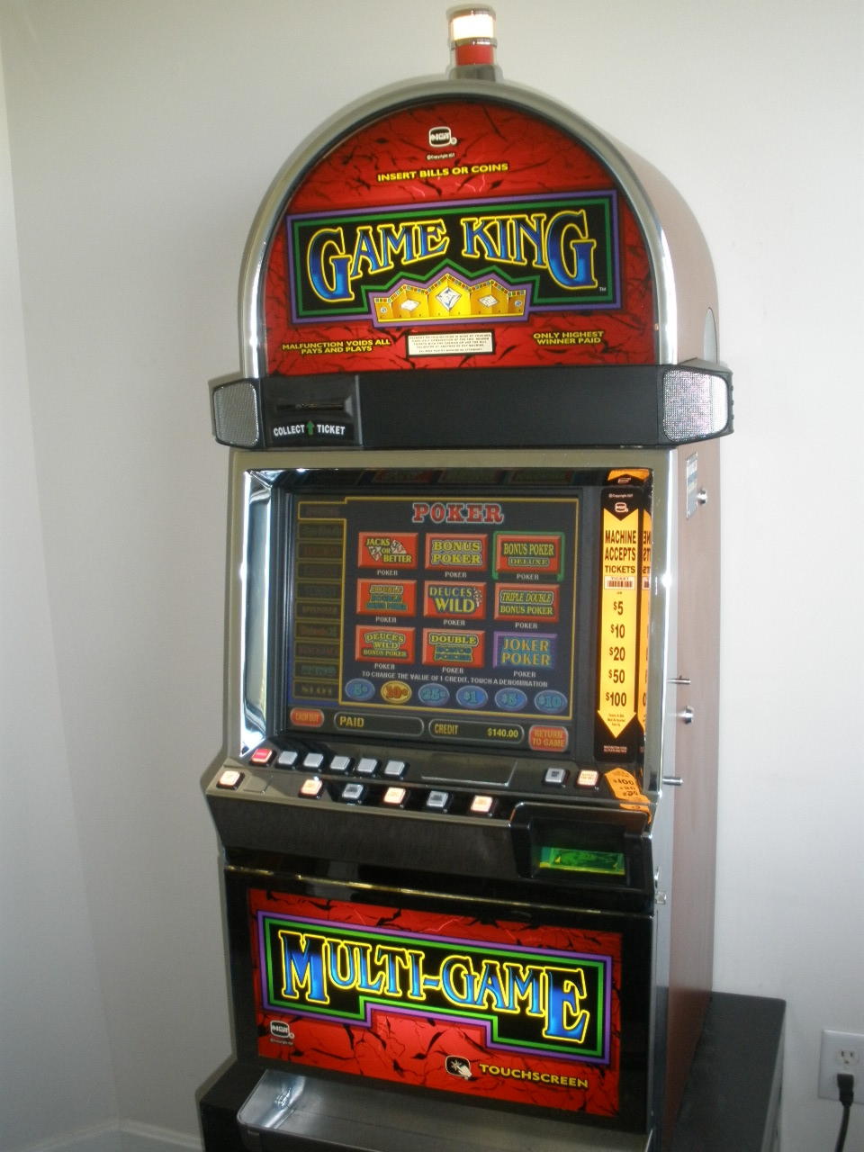 10 Free spins no deposit casino at Super Lines Casino