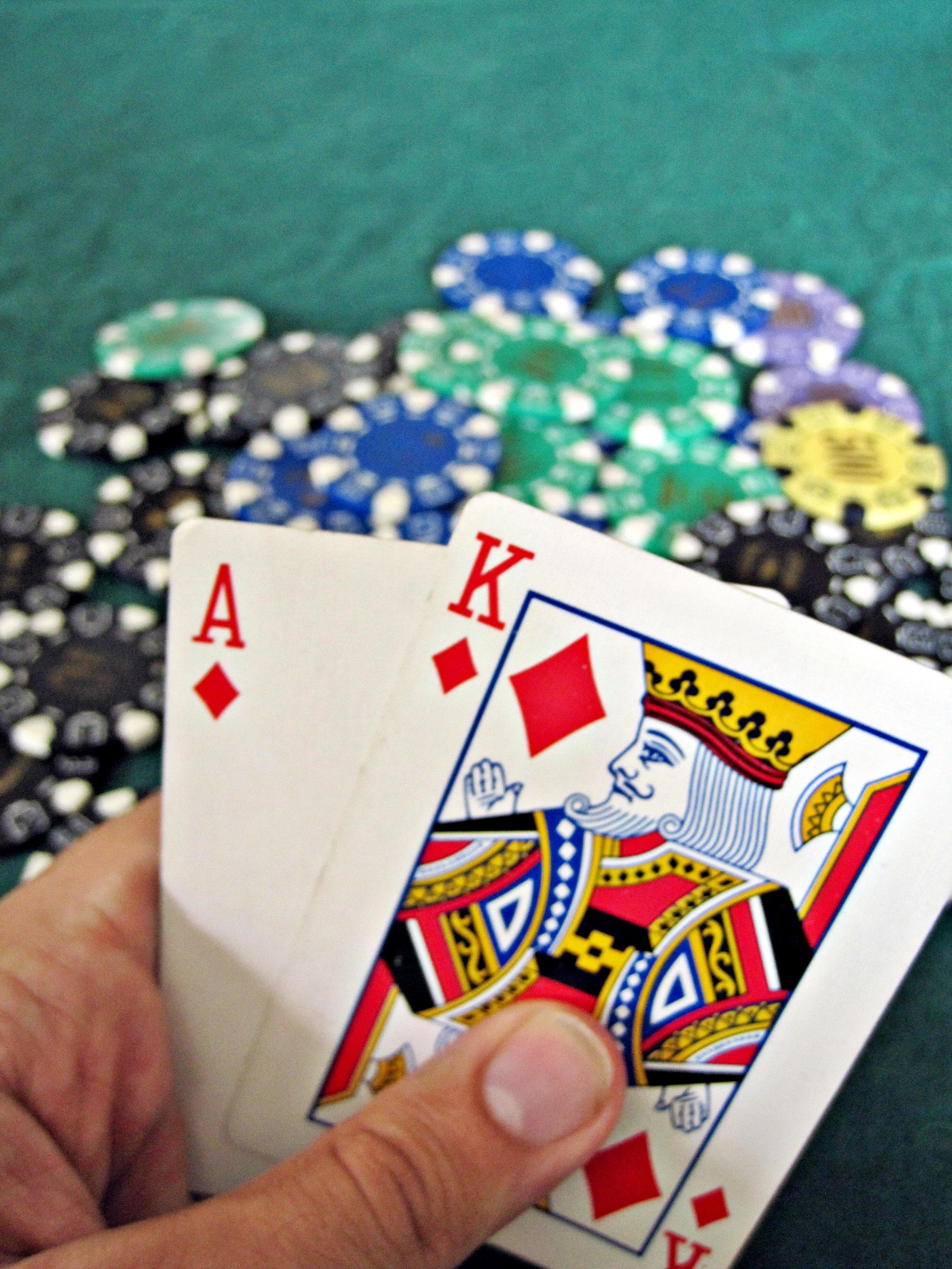 180 Free casino spins at LV Bet Casino