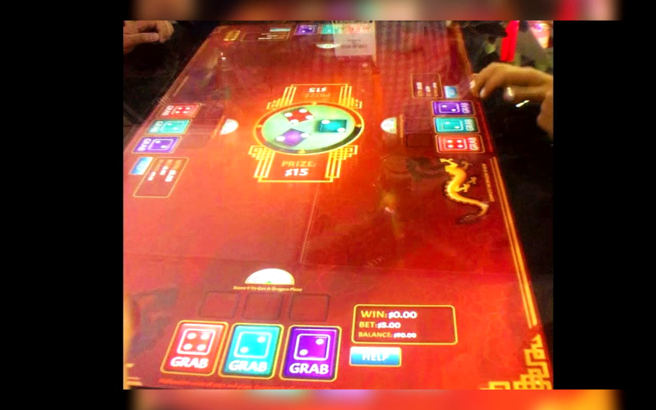 700% Deposit Match Bonus at Royal Panda Casino