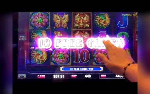 £590 Mobile freeroll slot tournament at BGO Casino