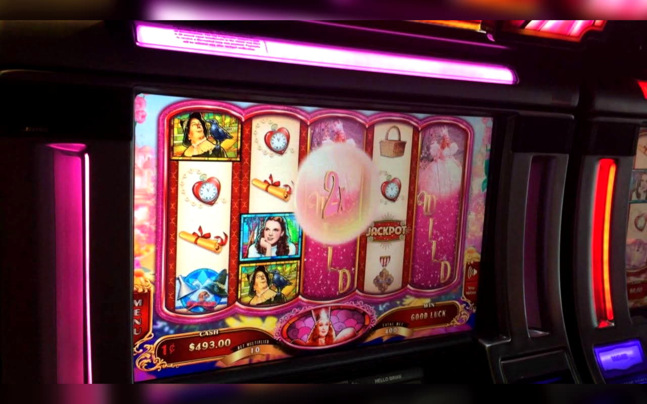 230% Match at a Casino at Royal Panda Casino