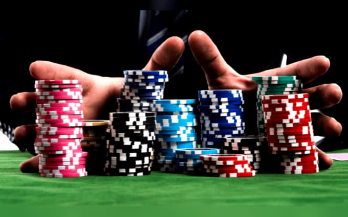 €1090 No deposit bonus at Casino Heroes